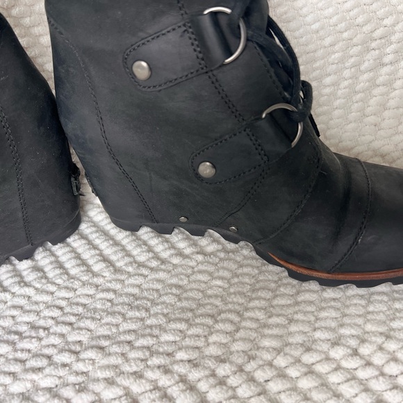 Sorel Black Women's Joan of Arctic - Picture 4 of 10